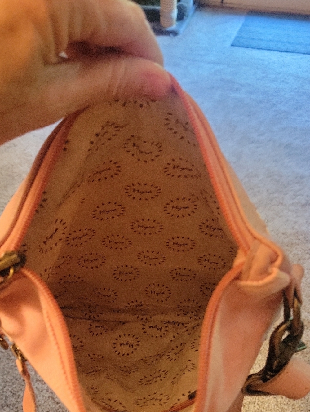 Myra Pink "Isadora" Crossbody Bag - Picture 3 of 7